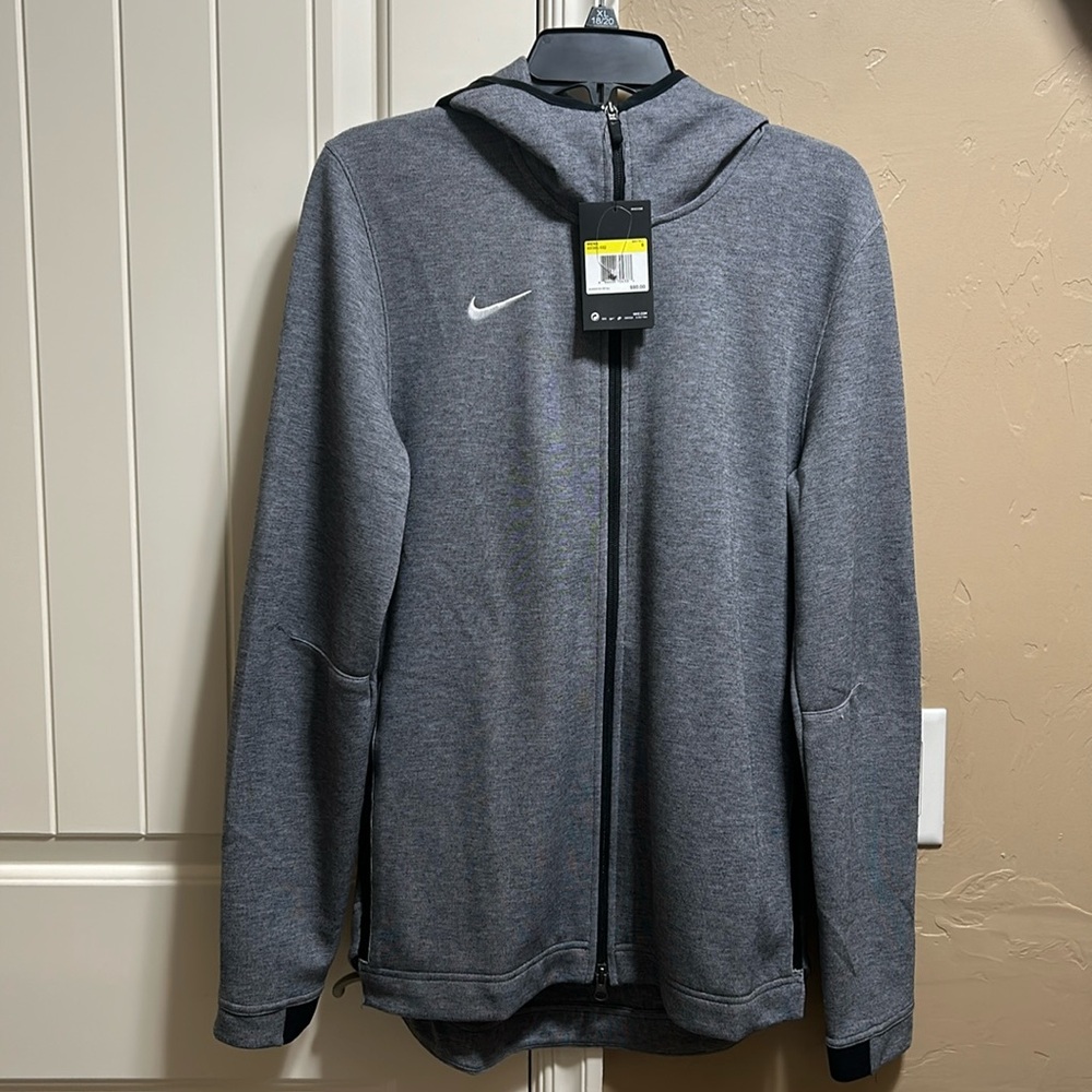 Nike Men’s Drifit Grey Jacket